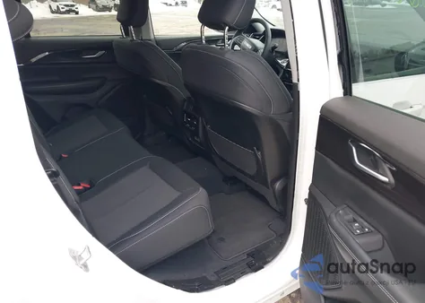 2023 Jeep Grand Cherokee Laredo 4X4 z USA, uszkodzony, nr VIN 1C4RJHAG1PC529996